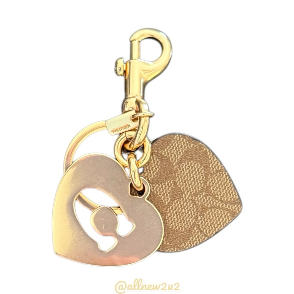 Coach Classic Monogram Heart Keychain Bag Charm - Picture 4 of 14